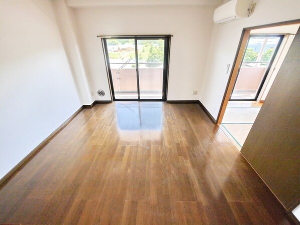 ステータスヒル寿岳の物件内観写真